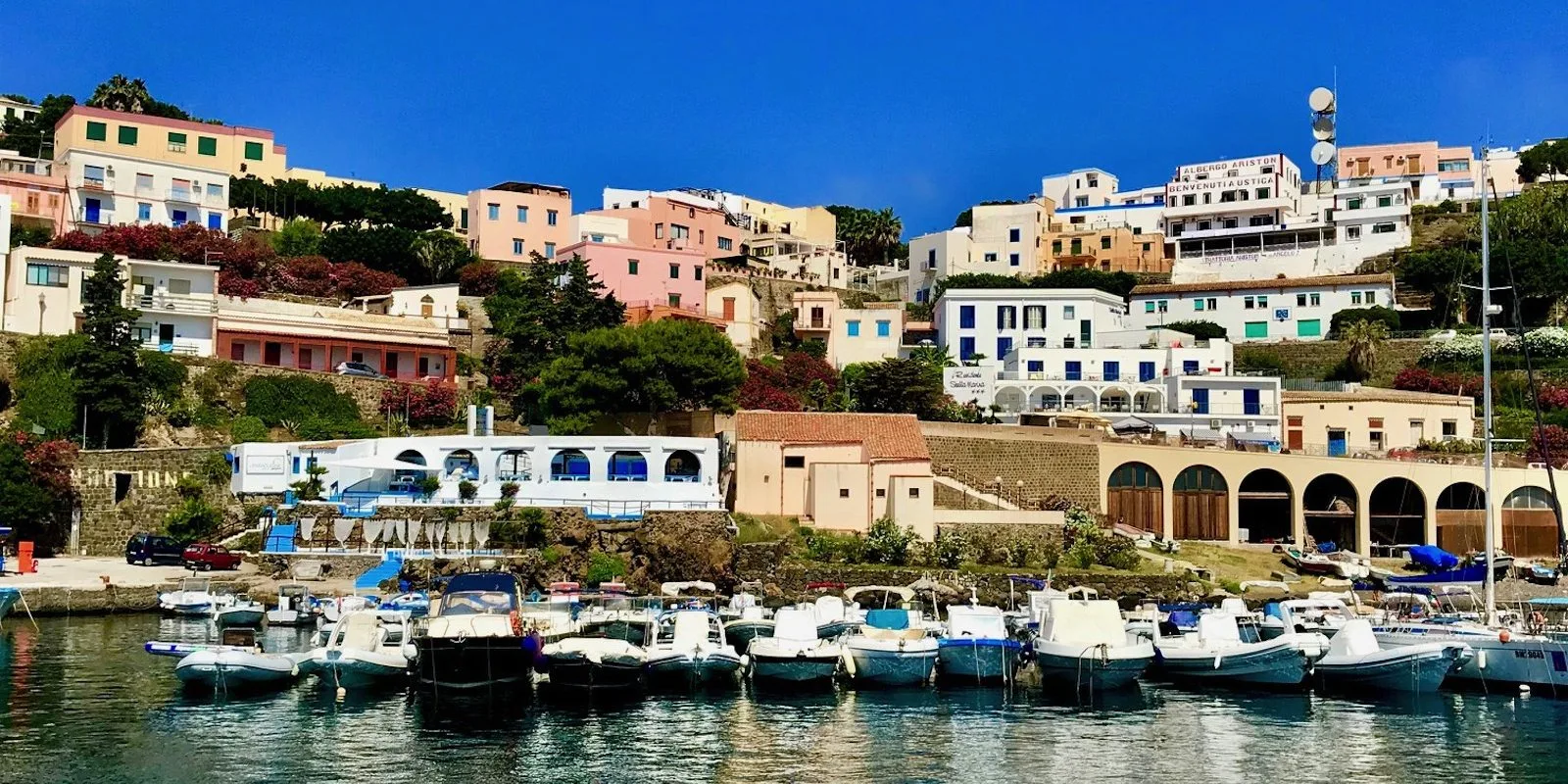 vacanze-settembre-ustica-1600×800